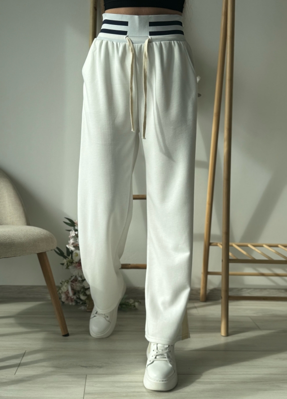 Бял спортен панталон