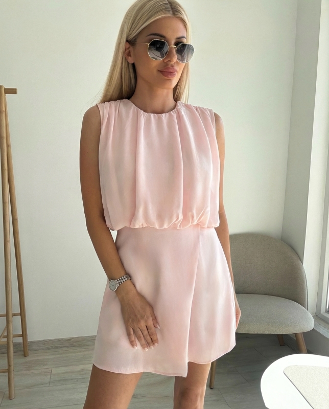 Розова рокля Сиана