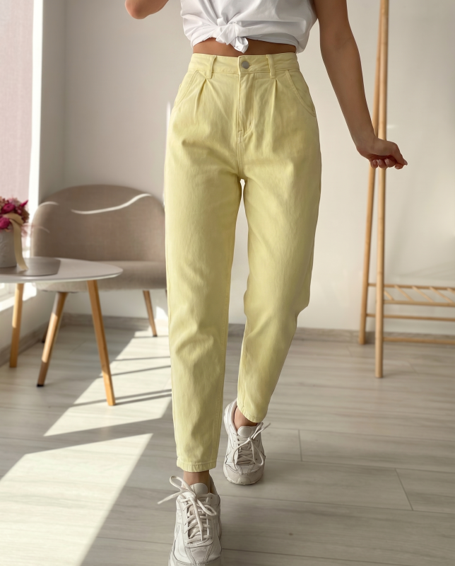 Жълти дънки балон