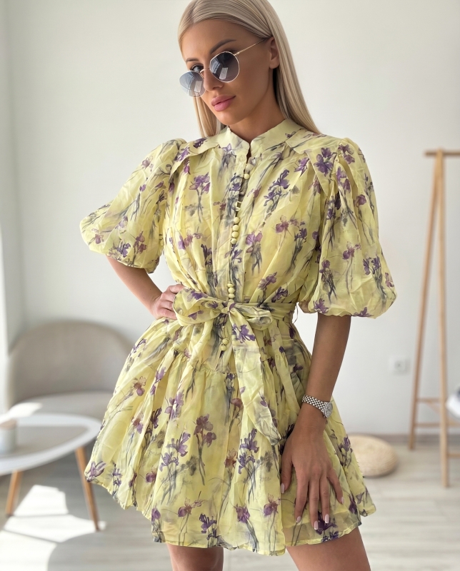 Жълта рокля буфон