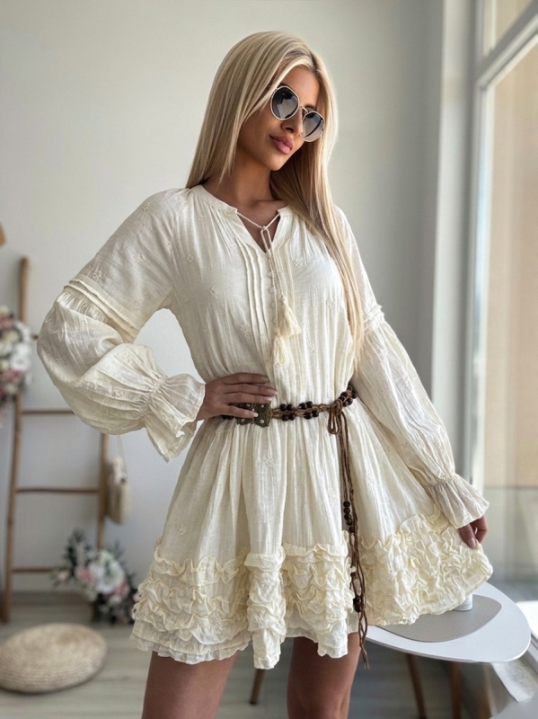 Рокля Бохо крем с колан