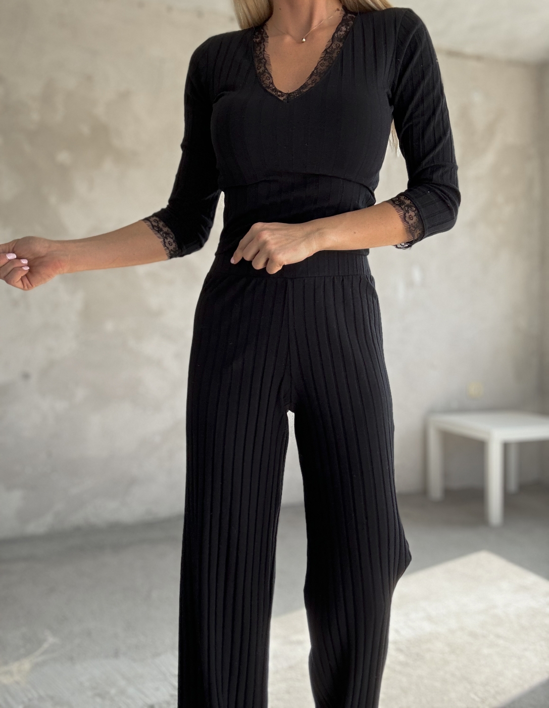 Черен комплект рипс с дантела