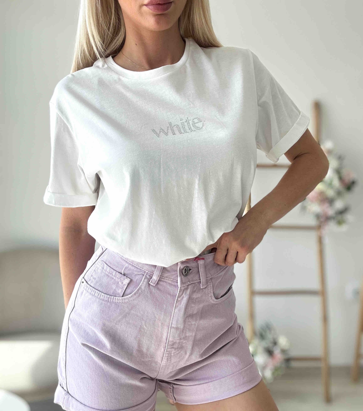 Тениска White