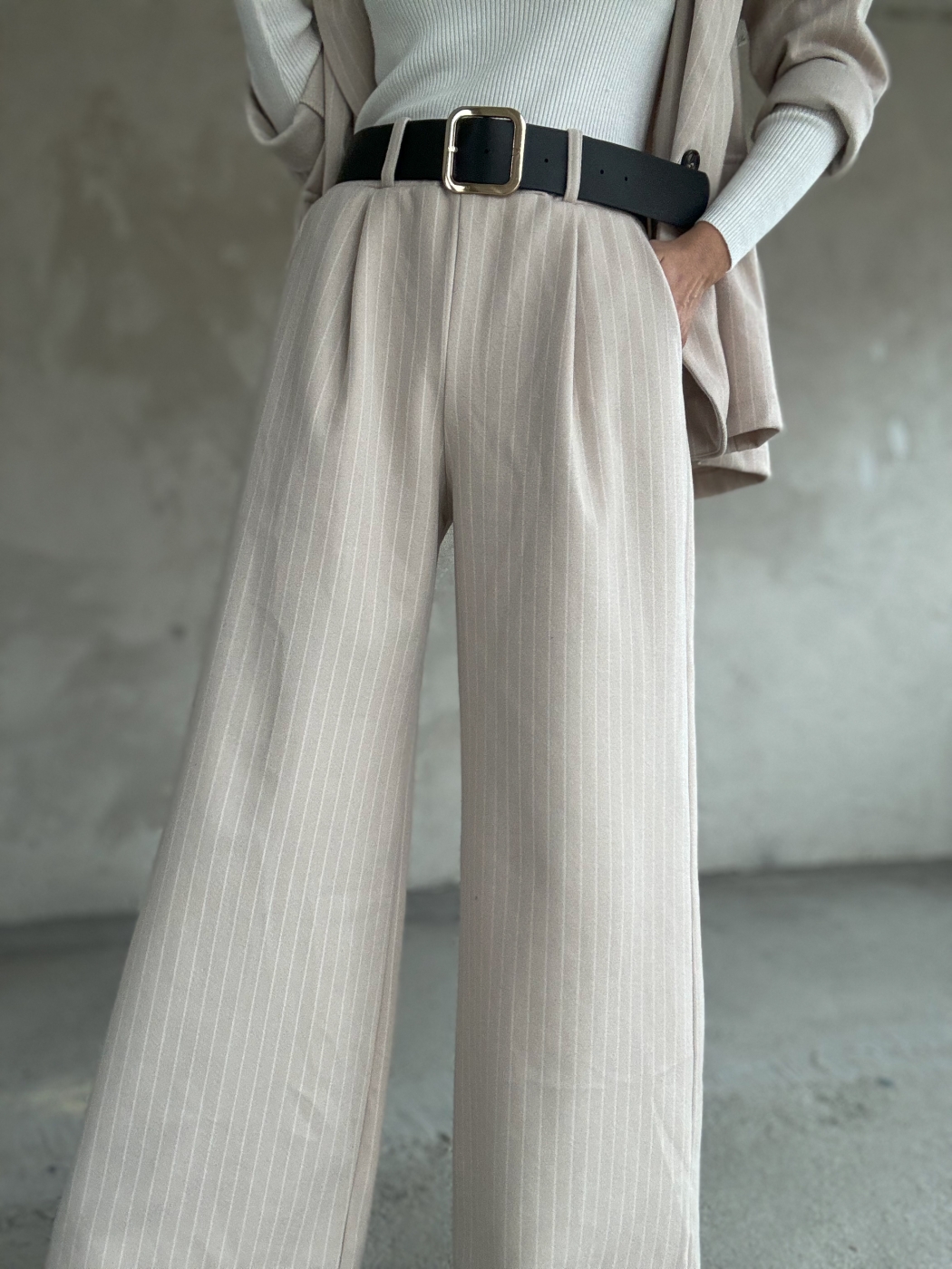 Бежов панталон лана