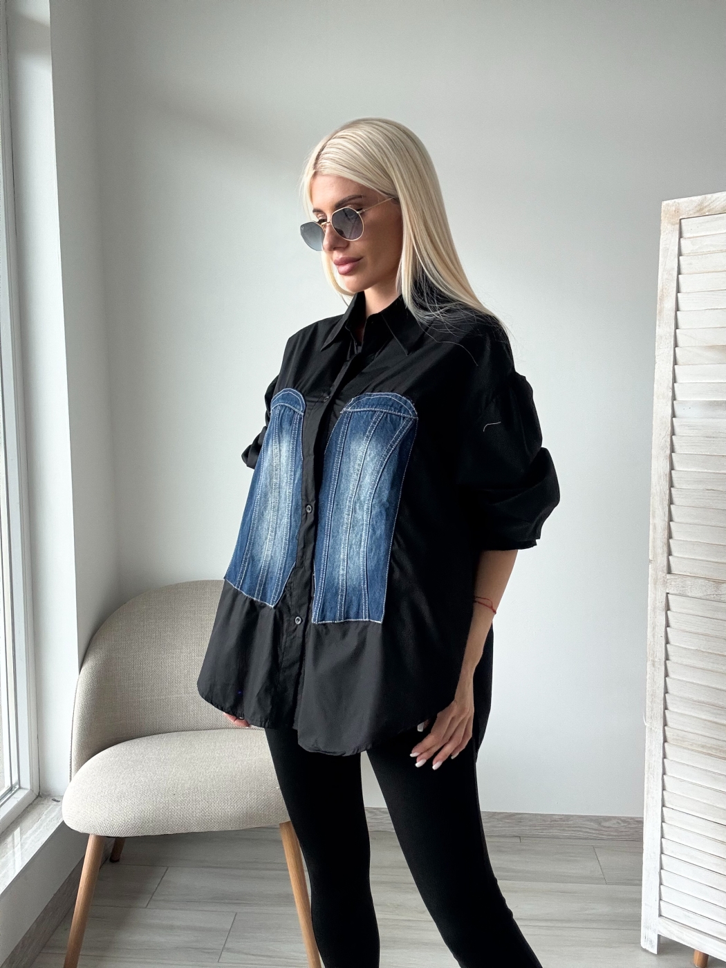 Черна риза с деним