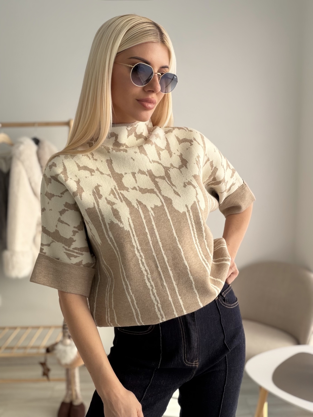 Бежова туника wood