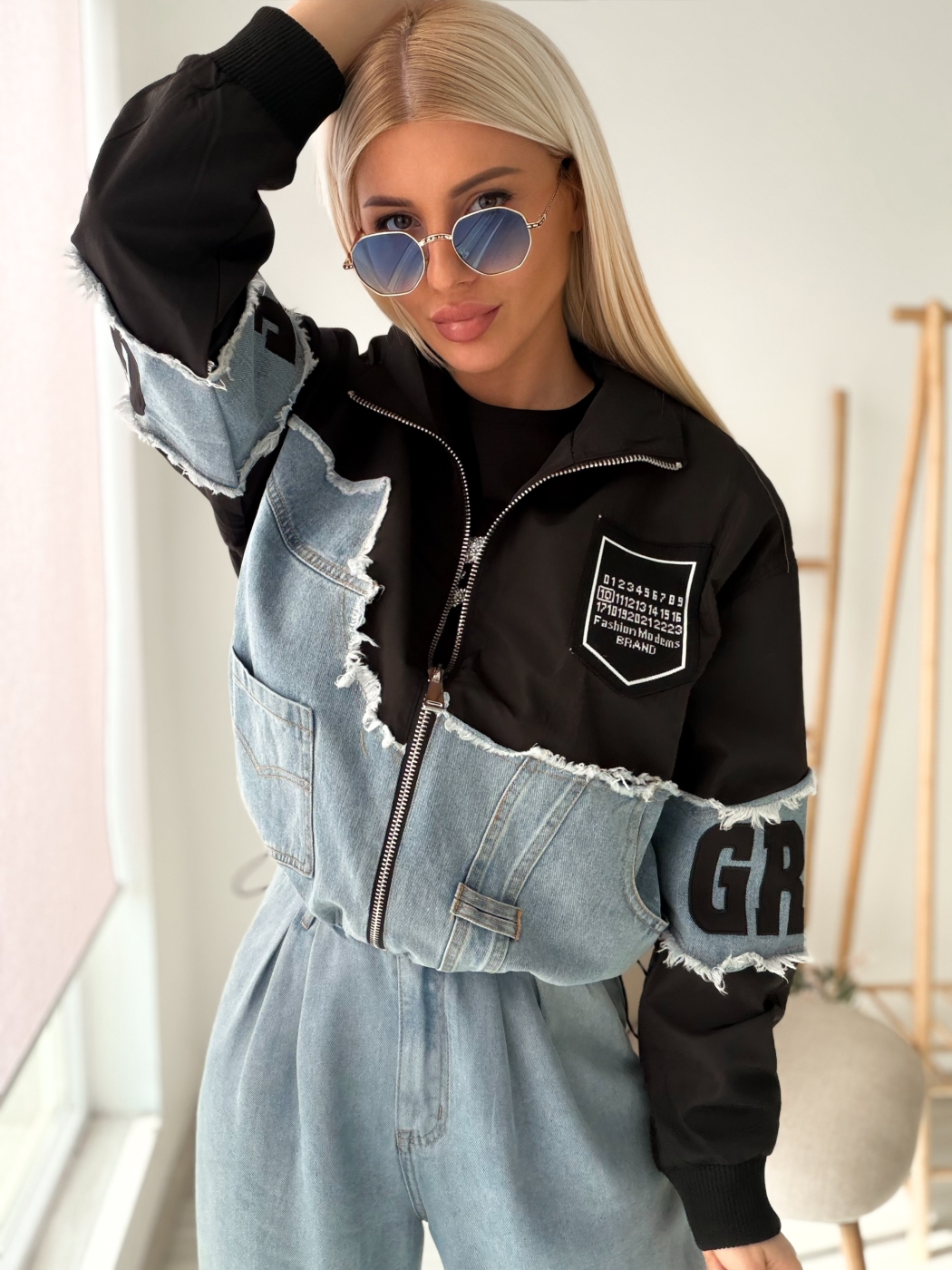 Черно яке с деним