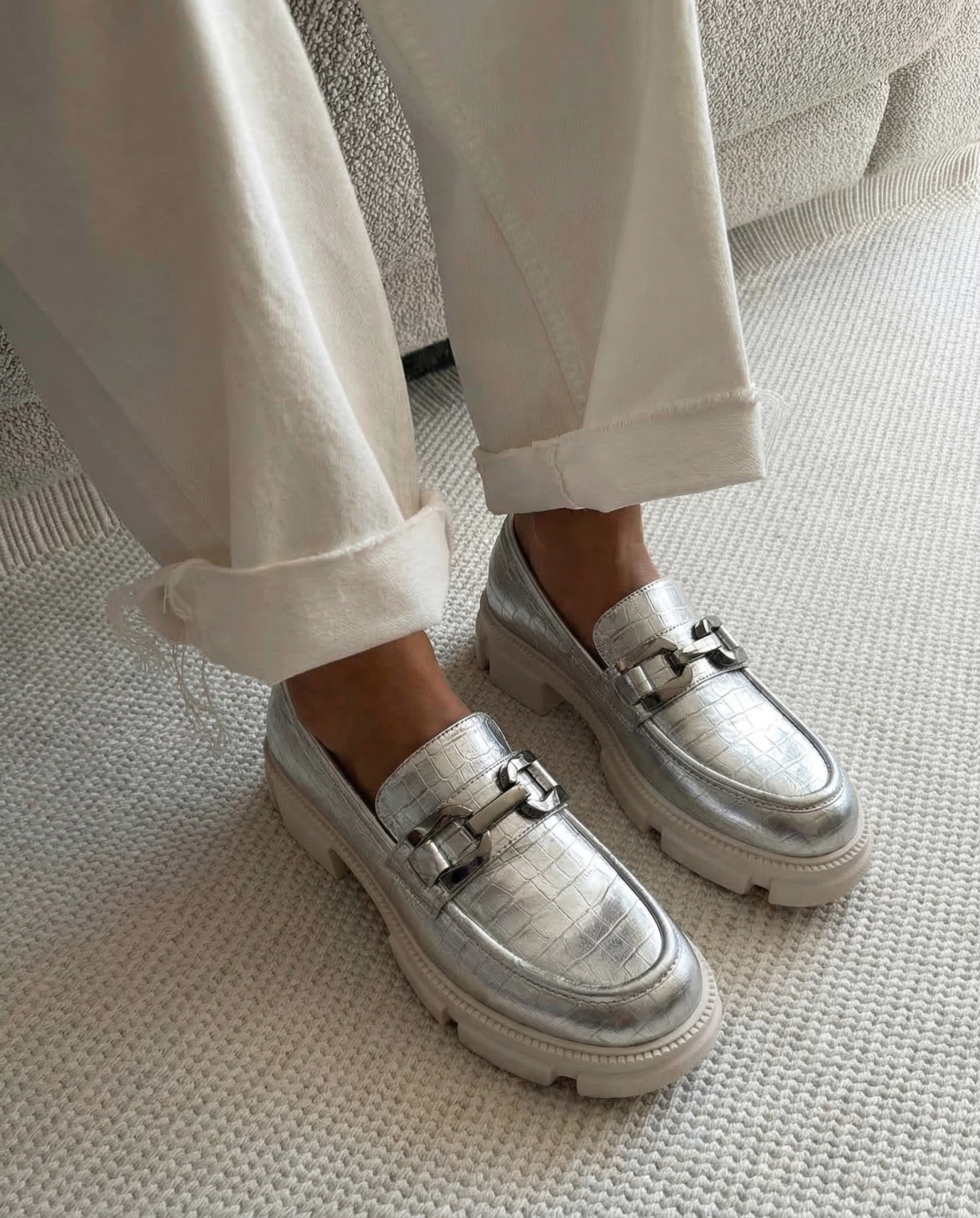 Дамски мокасини от естествена сребриста кожа