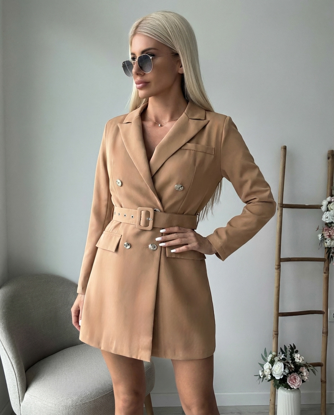 Рокля сако с колан камел