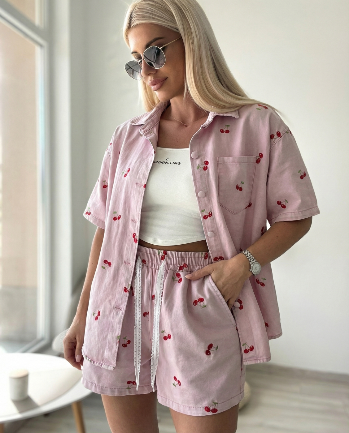 Розов дънков комплект с черешки