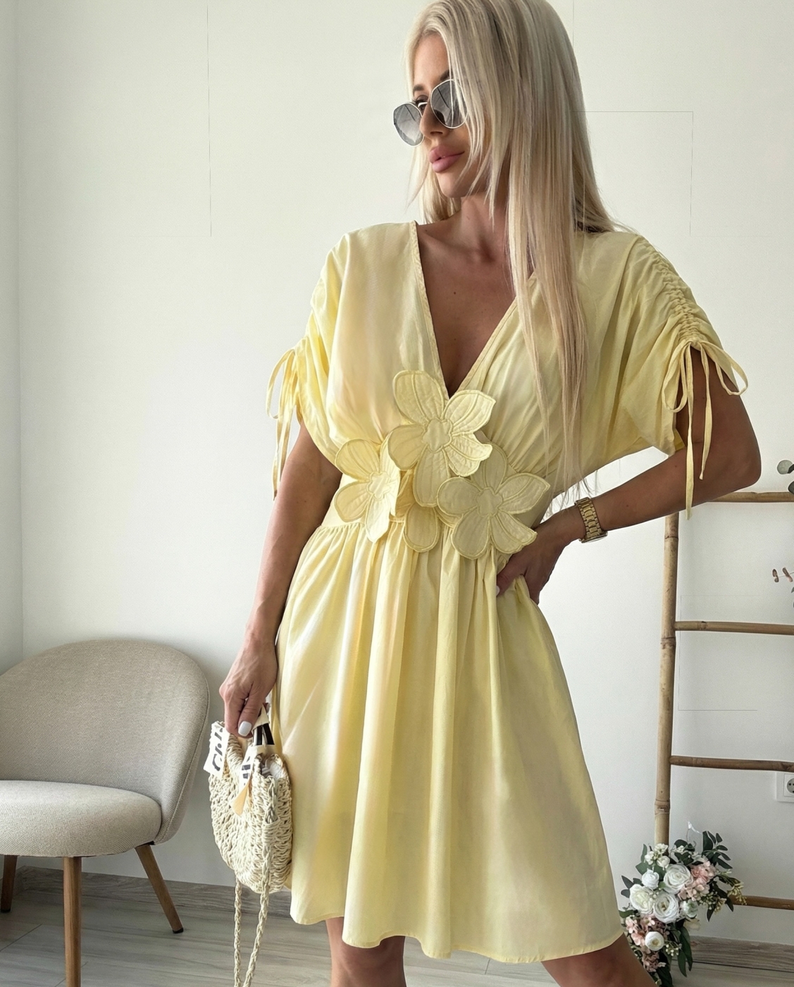 Жълта рокля памук с цветя