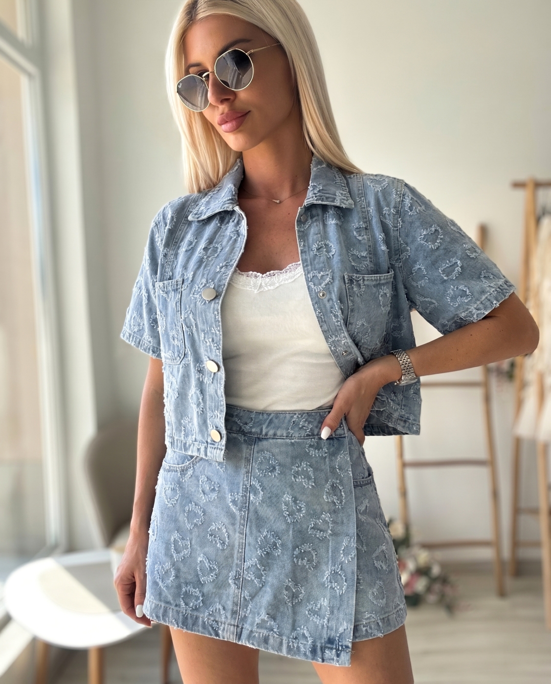 Син дънков комплект сърца