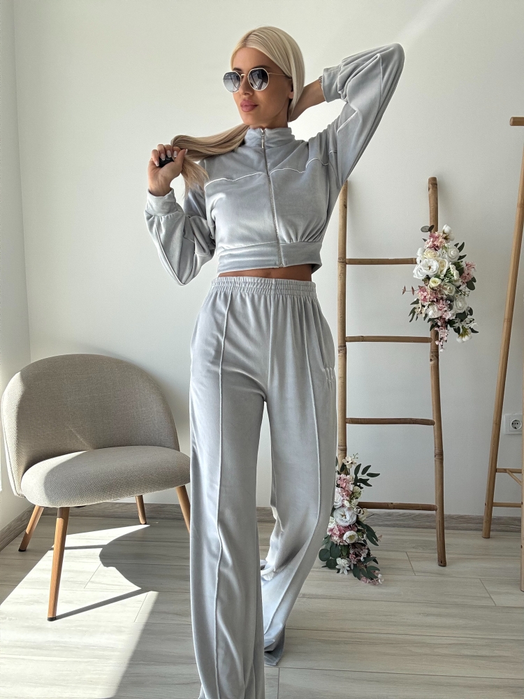 Сив плюшен комплект