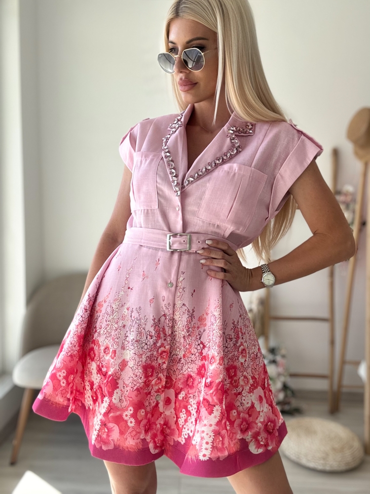 Розова луксозна рокля