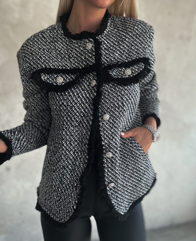 Палто от букле в черно вариант 2