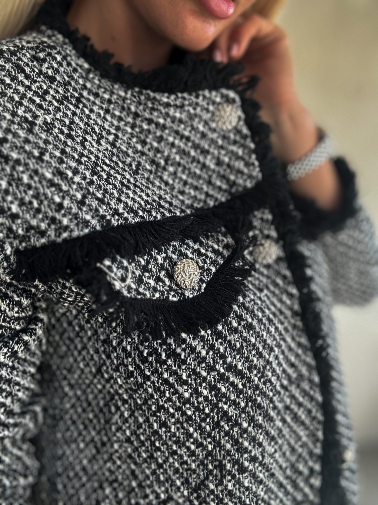 Палто от букле в черно вариант 2