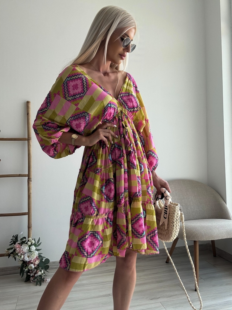 Копринена рокля циклама