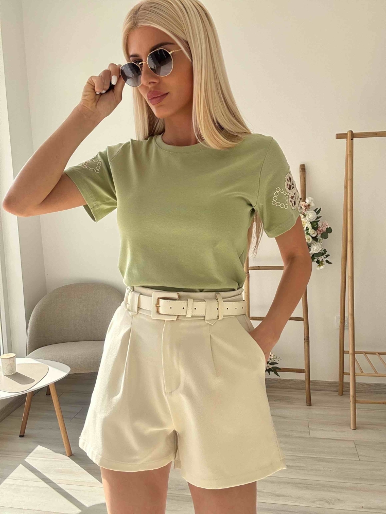 Зелена тениска бохо