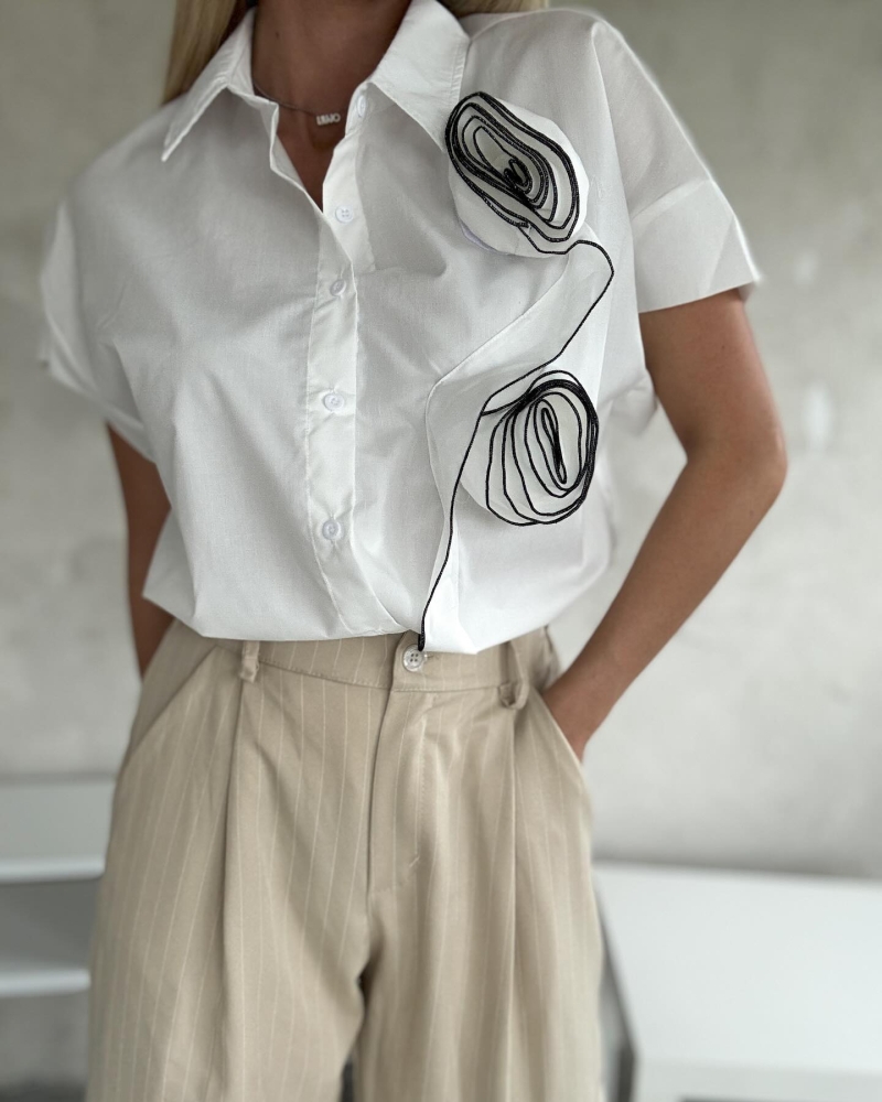 Бяла риза с розички