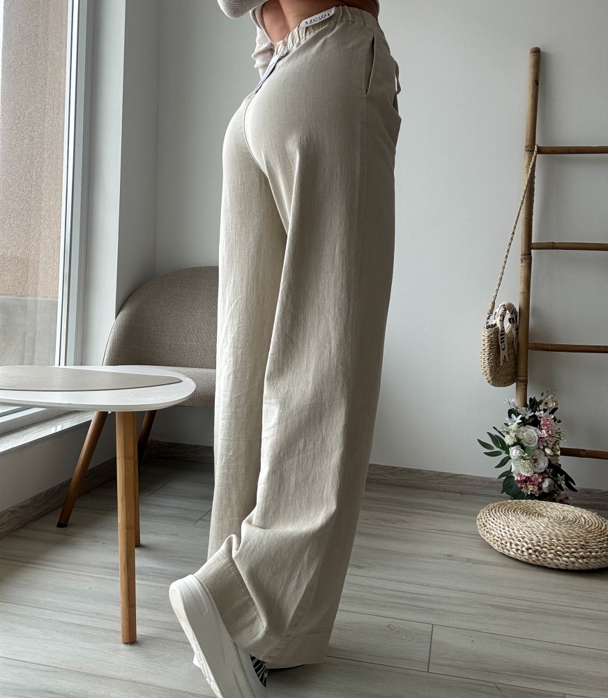 Бежови дънки с връзка