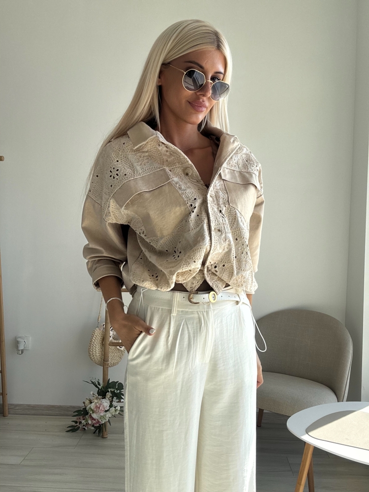 Златисто яке с бродерия