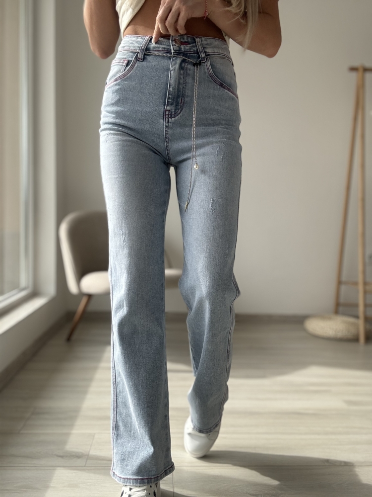 Дънки с розов тигел