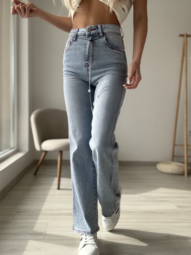 Дънки с розов тигел