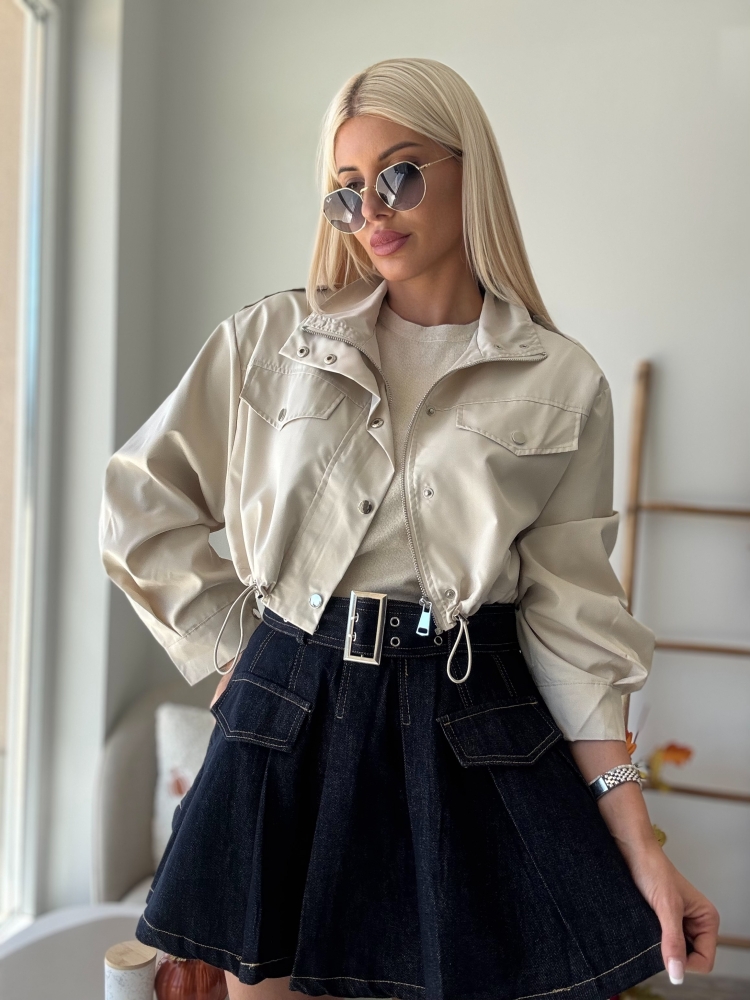 Бежово шушляково късо яке