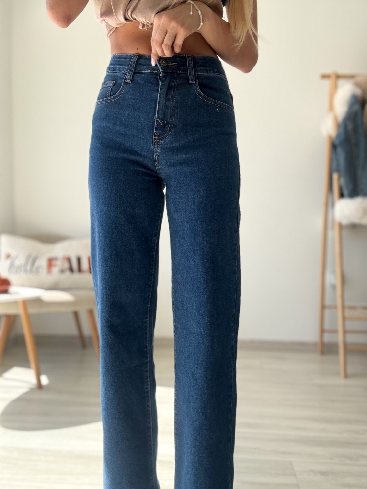 Прави изчистени дънки