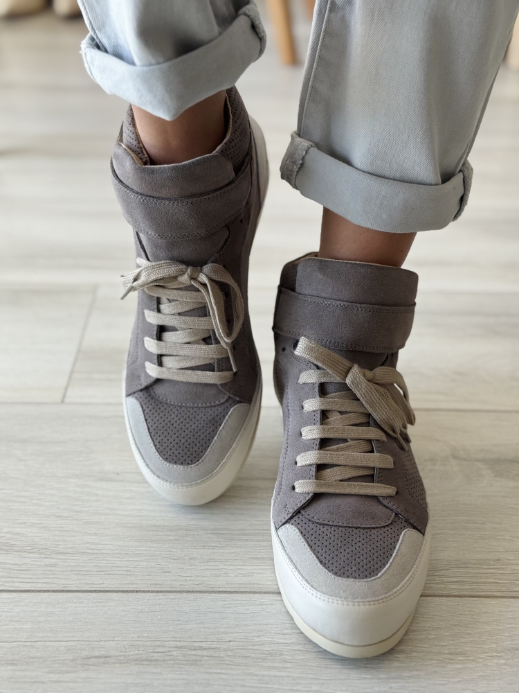 Бежови кецове естествена кожа