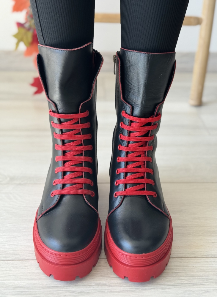 Черни обувки с червено естествена кожа