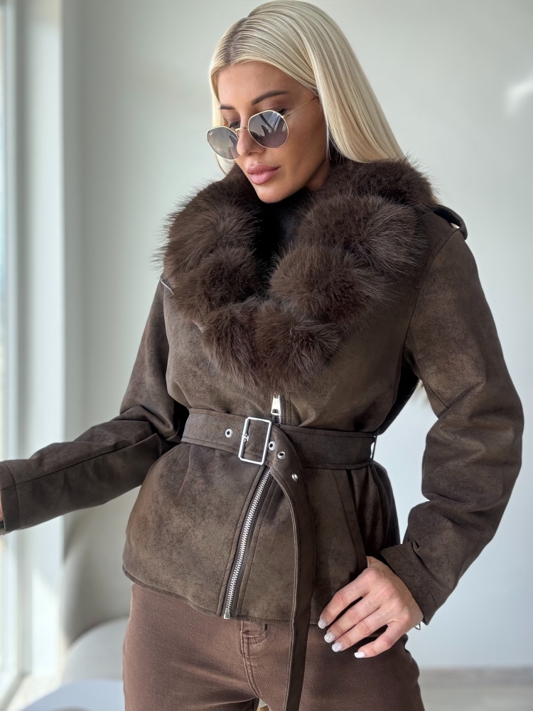 Промазано кафяво яке с пух