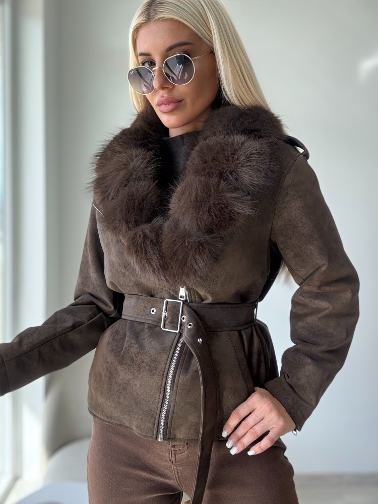 Промазано кафяво яке с пух