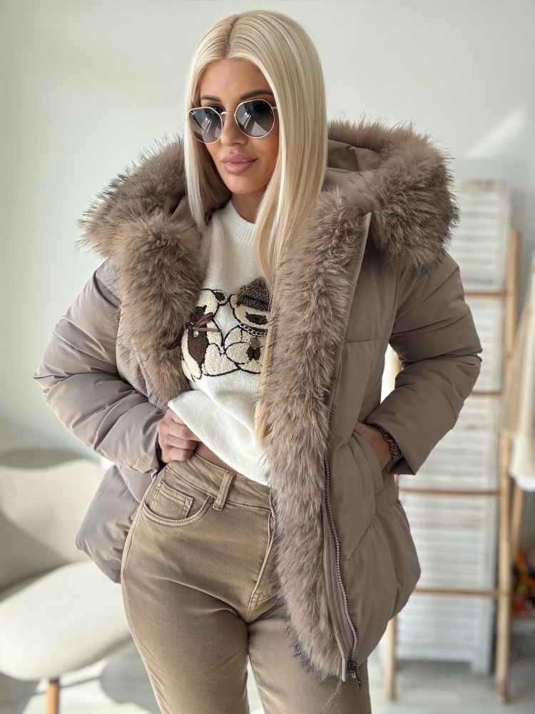 Бежово яке мат шушляк