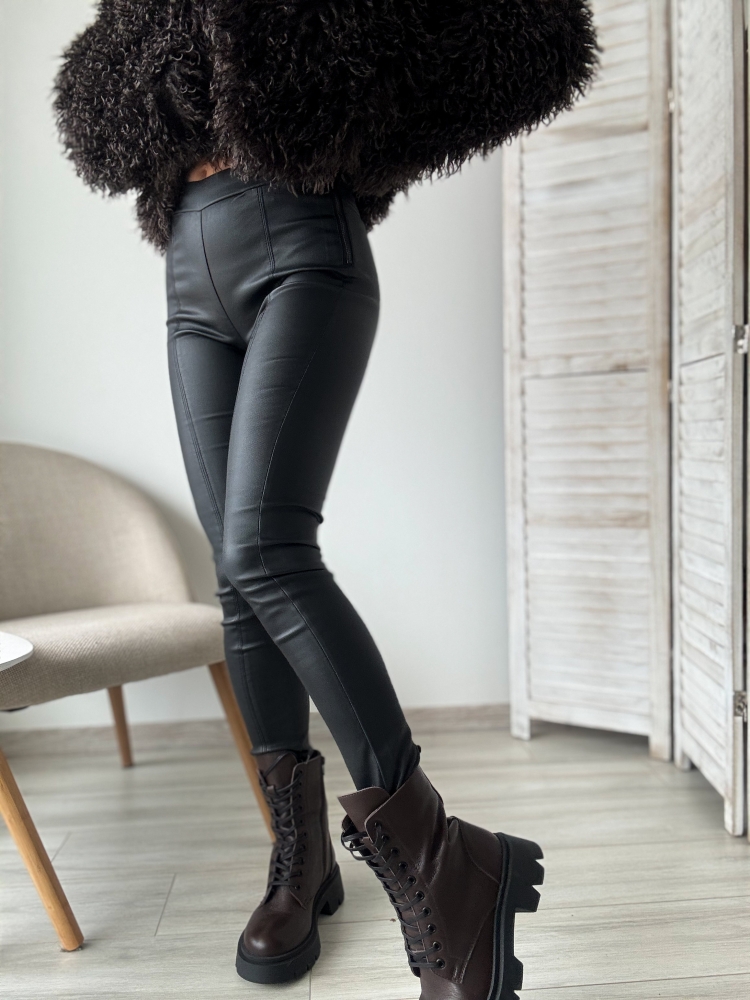 Черен промазан панталон