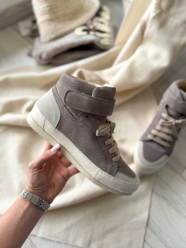 Бежови кецове естествена кожа