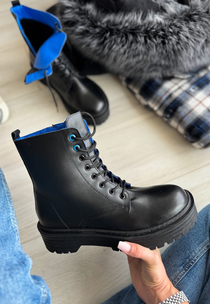 Боти Blue с черни връзки естествена кожа