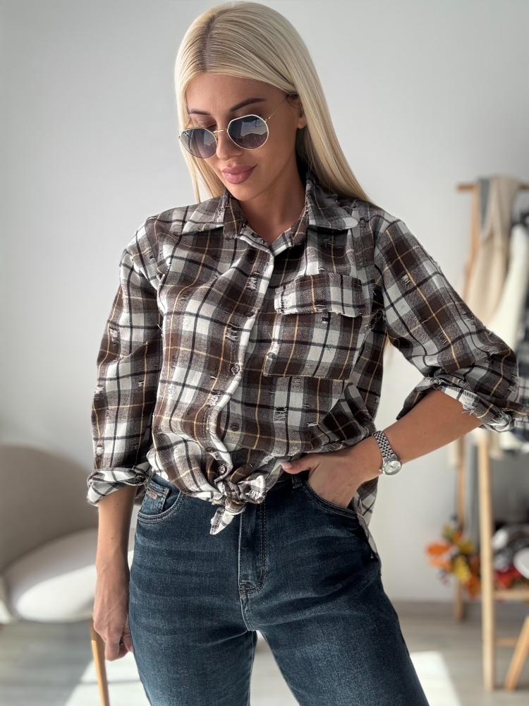 Карирана риза в кафяво