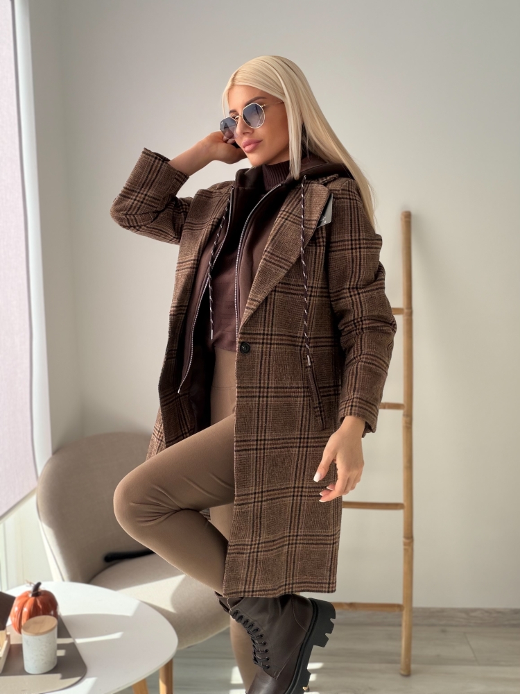 Карирано палто с вграден суитшърт