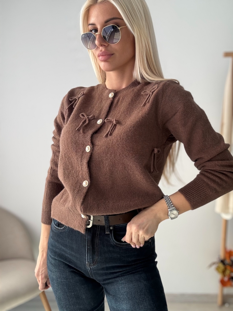 Кафява жилетка с панделки