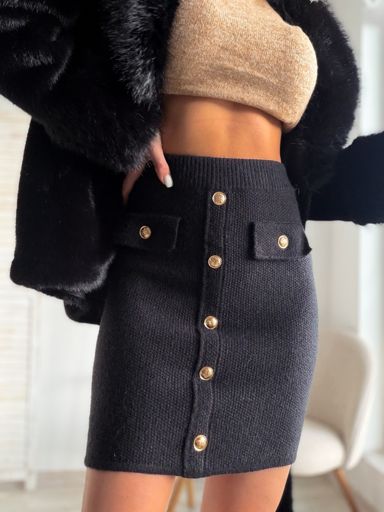 Черна пола по тялото без ламе