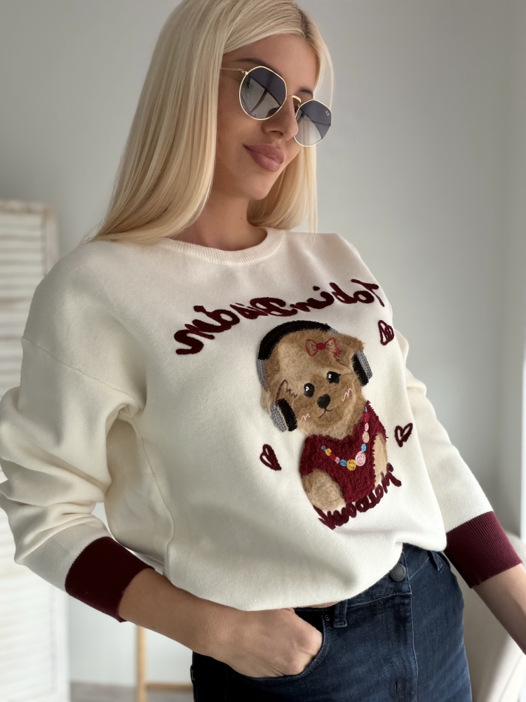 Бял пуловер куче Tobin