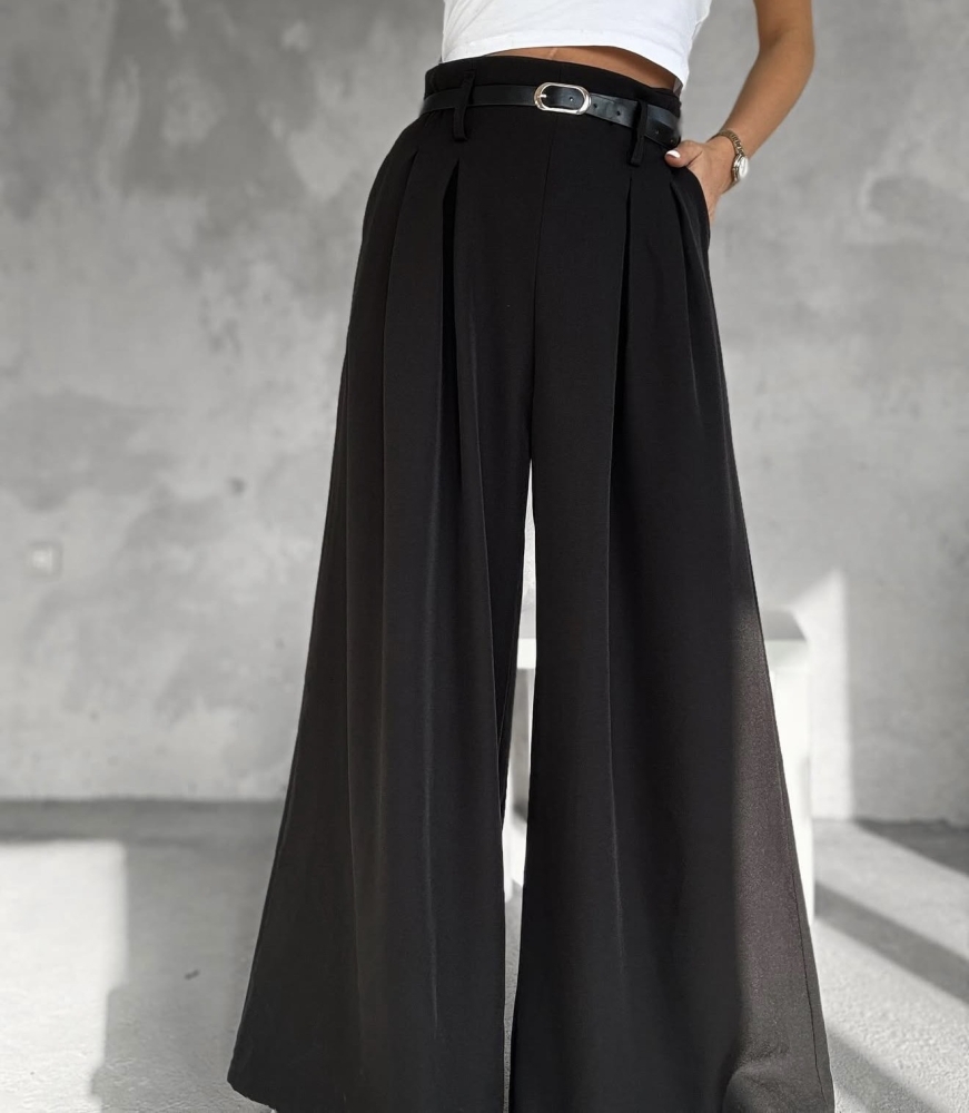 Черен широк панталон