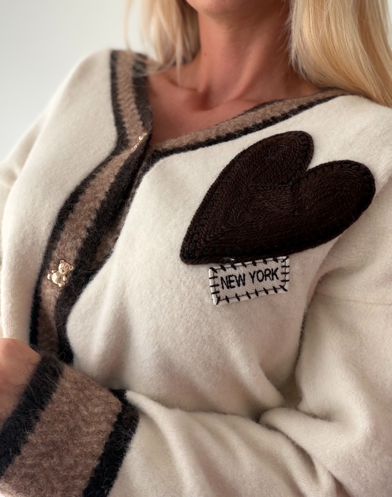 Жилетка със сърце