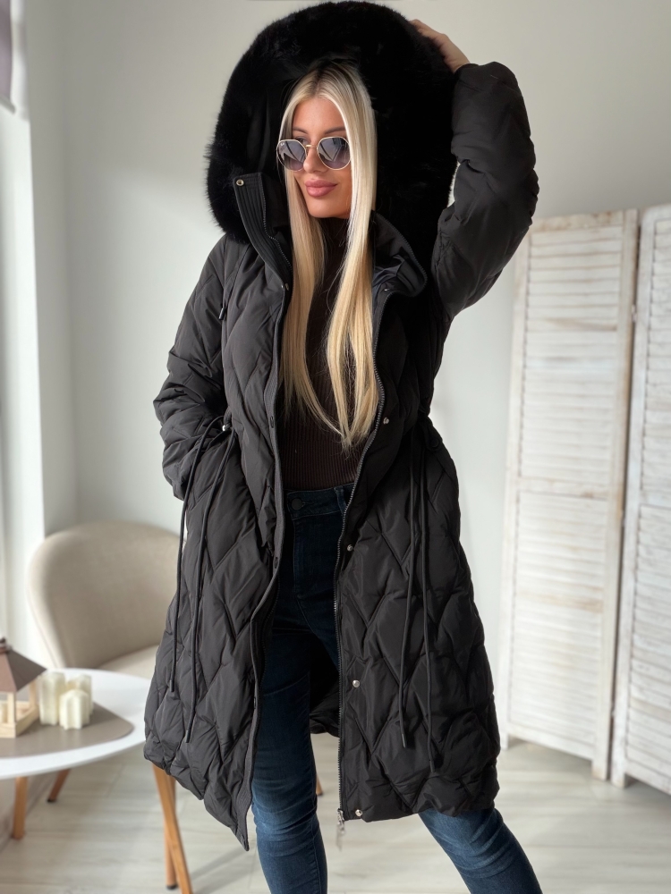 Черно дълго яке с пристягане