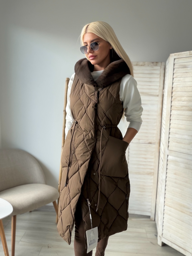 Дълъг кафяв елек