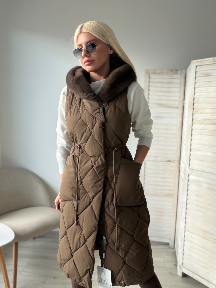 Дълъг кафяв елек