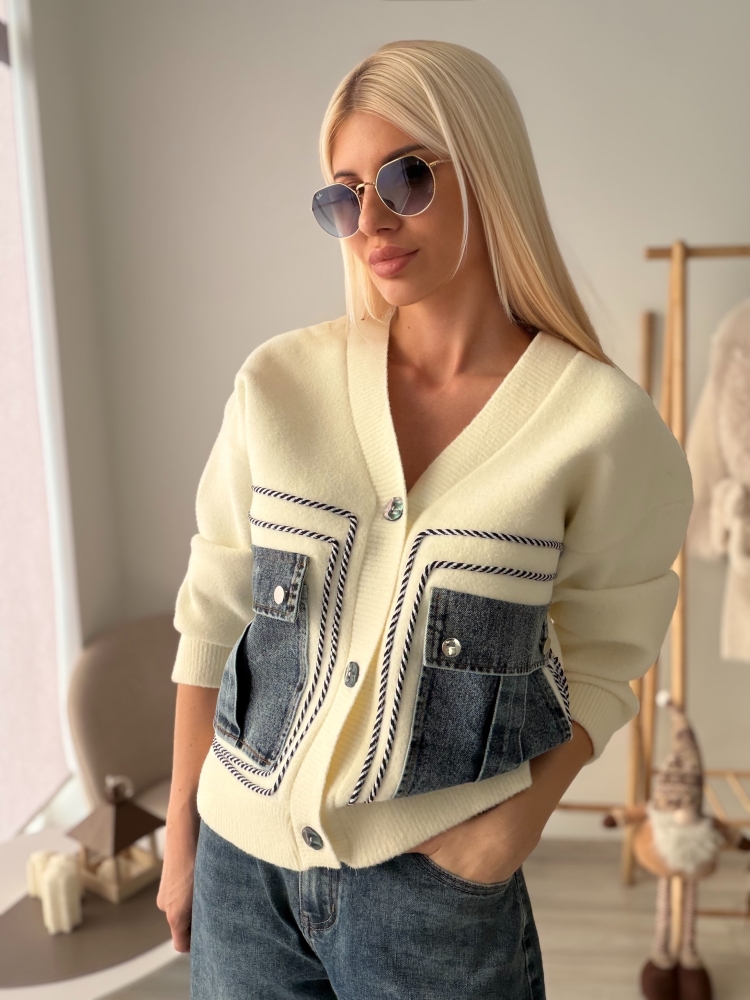 Жилетка екрю с деним