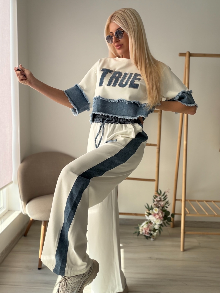 Бял памучен сет с деним