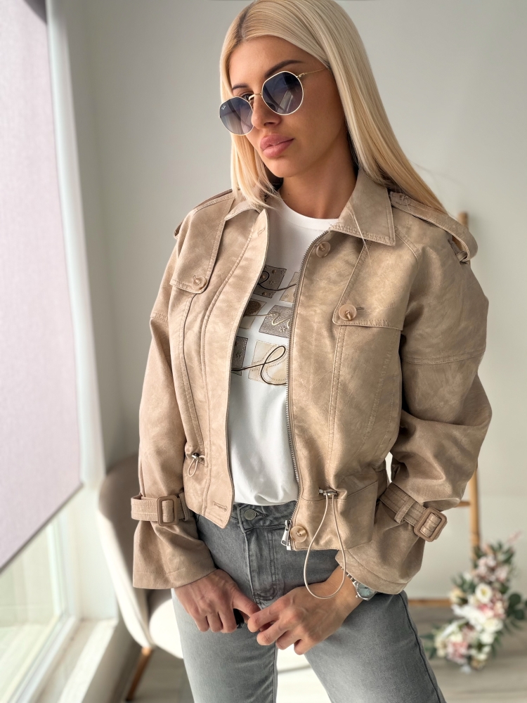 Бежово кожено яке